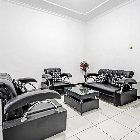 Oyo 91334 Permata Papua Guest House Pameungpeuk  المظهر الخارجي الصورة