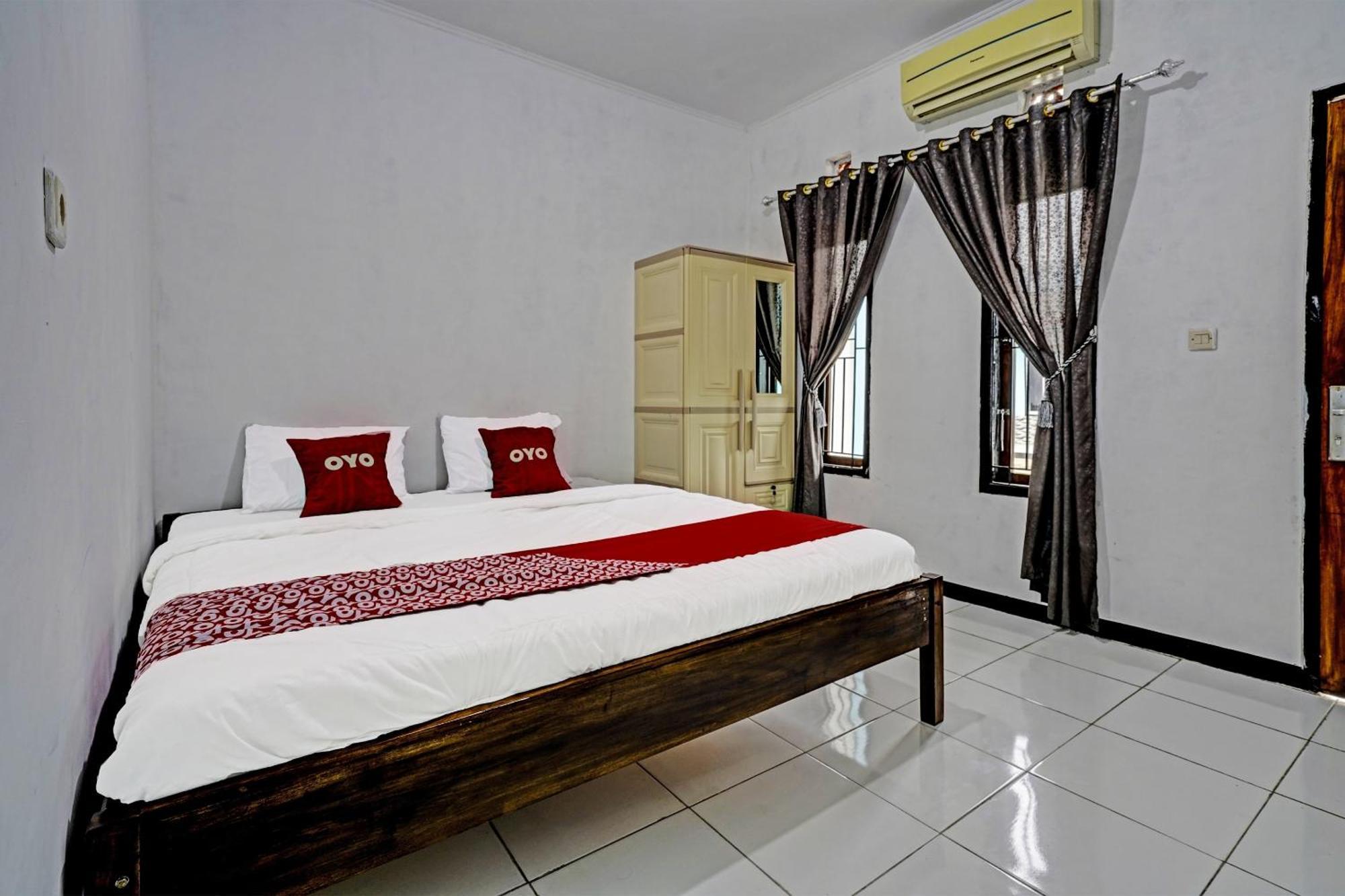 Oyo 91334 Permata Papua Guest House Pameungpeuk  المظهر الخارجي الصورة