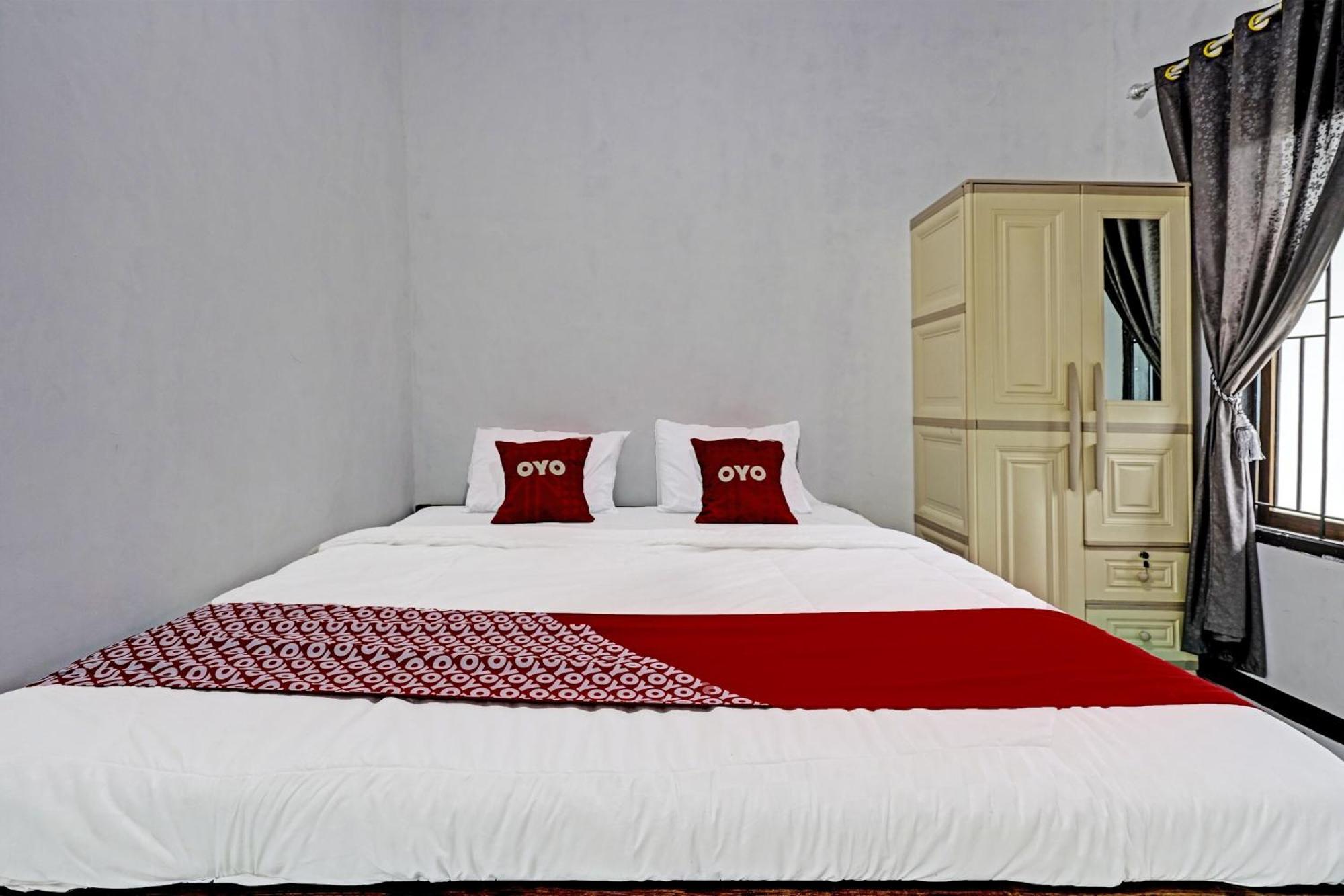 Oyo 91334 Permata Papua Guest House Pameungpeuk  المظهر الخارجي الصورة