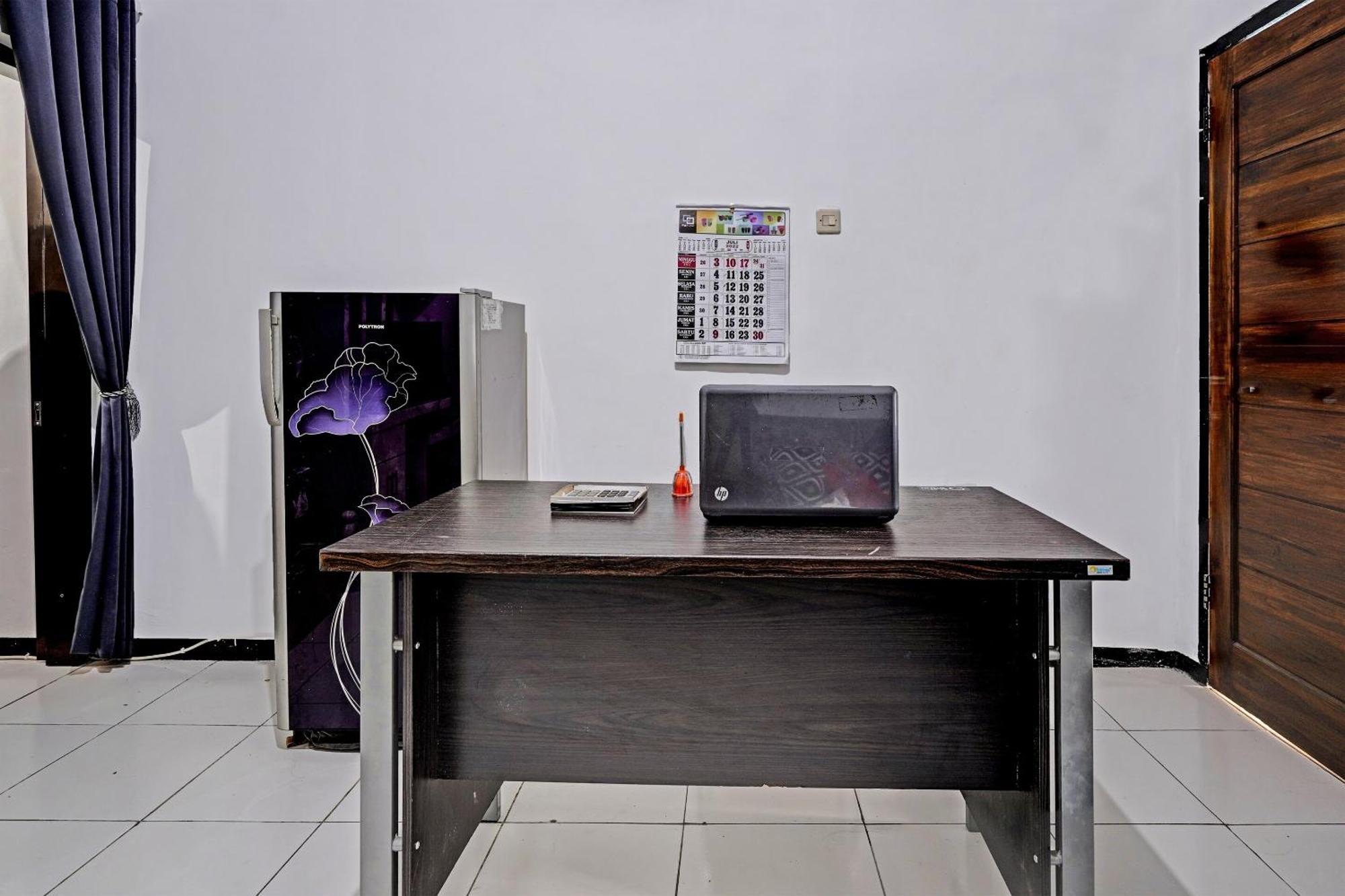 Oyo 91334 Permata Papua Guest House Pameungpeuk  المظهر الخارجي الصورة
